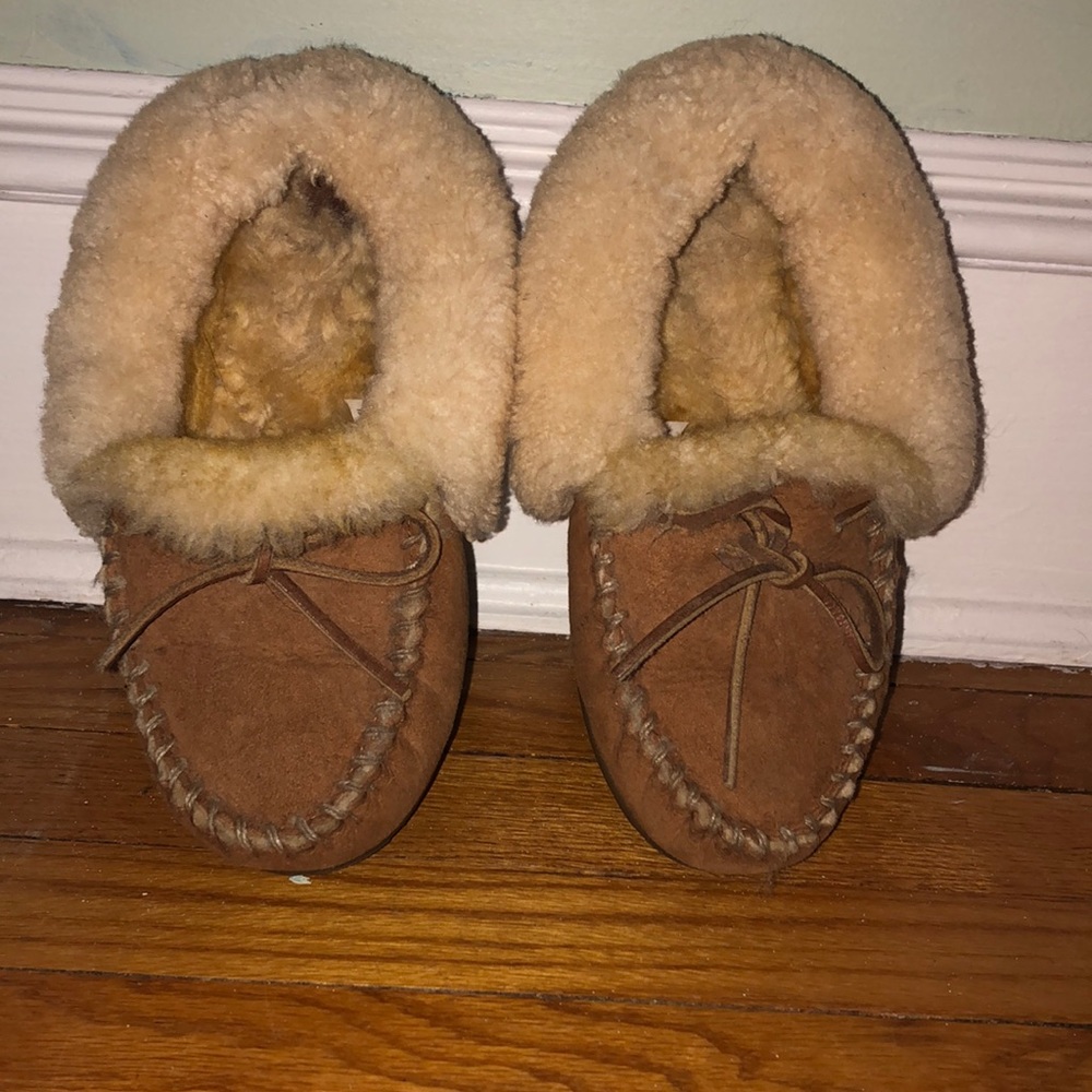 L.L. Bean slippers